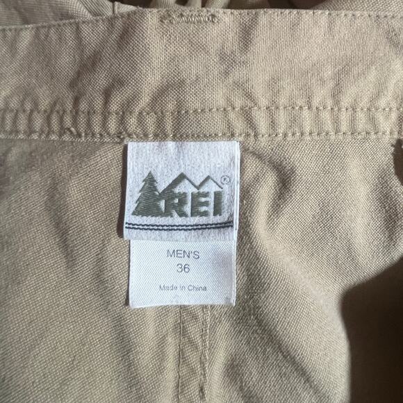 REI Convertible Cargo Pants Mens Size 36 Tan Nylon Hiking Trail Outdoor Gorpcore - Picture 8 of 11